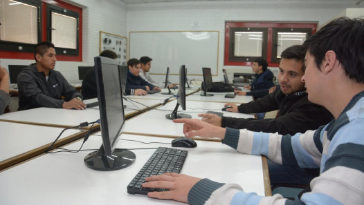 imagen Redes de Datos y Telecomunicaciones: la propuesta del ITU UNCUYO para estudiantes del este