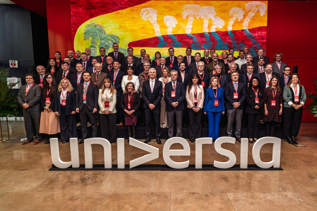 imagen La UNCUYO fue reconocida por su trabajo en MetaRed durante el encuentro de Universia Argentina