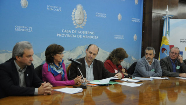 imagen UNCuyo presentó al Gobierno de Mendoza propuestas sobre el sector energético