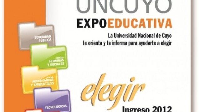 imagen Comienza exposición de todas las carreras de la UNCuyo