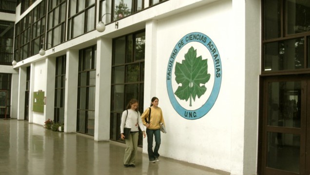 imagen Diagnóstico y manejo de enfermedades de la vid, en un ateneo