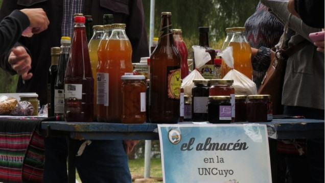 imagen Almacén Andante nuevamente en la Universidad