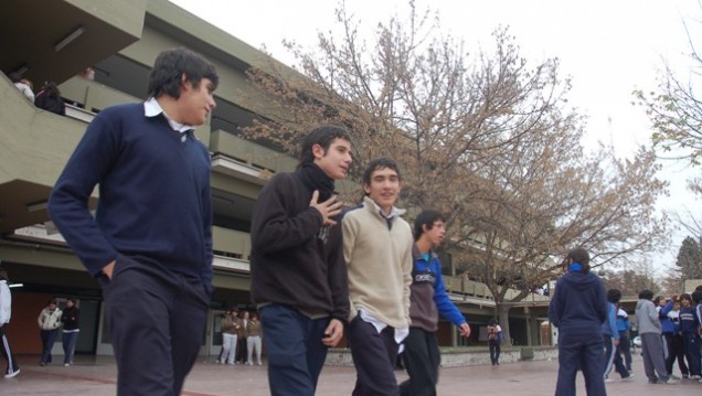 imagen Colegios de la Universidad serán secundarios el año que viene