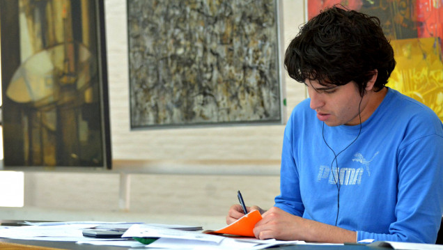 imagen Incentivan a universitarios a escribir sobre Derechos Humanos