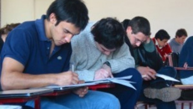 imagen Estudiantes avanzados podrán desempeñarse como asistentes técnicos