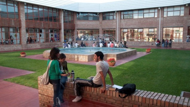 imagen Sigue Facultad Abierta en la UNCuyo