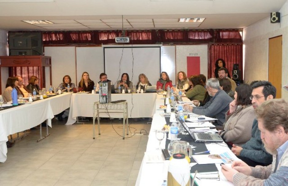 imagen Académicos del país se reunieron en la UNCuyo en un plenario sobre humanidades y educación