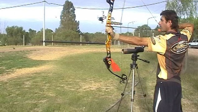 imagen Tiro con Arco: campeón argentino y entrenador de la UNCuyo participa en Juegos ODESUR