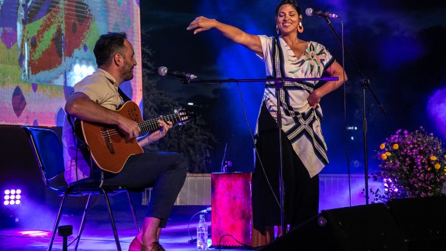 imagen Disco homenaje a Chabuca Granda con Sandra Peralta y Leandro Cacioni