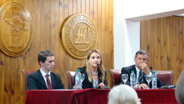 imagen La realidad energética de Mendoza, en un libro que se presentó en la UNCuyo