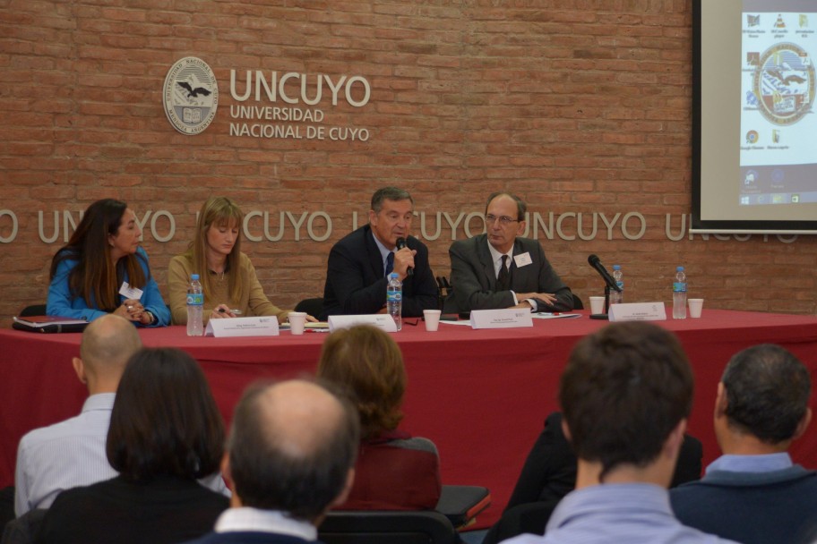 imagen Universidades del Grupo Montevideo debaten sobre planificación y gestión universitaria