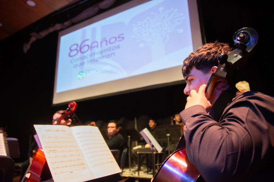 imagen 86° Aniversario: "La universidad pública argentina transforma vidas y construye futuro"