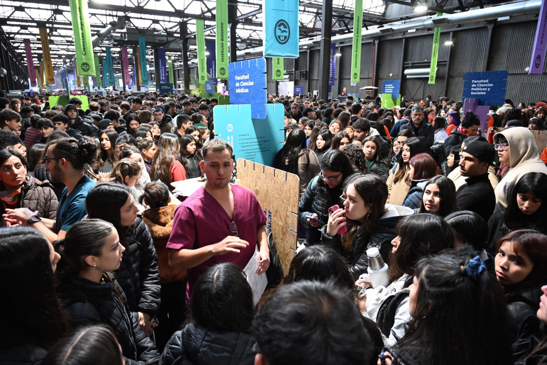 imagen Comenzó la Expo Educativa y la UNCUYO presenta más de 140 carreras