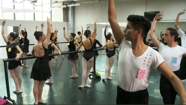 imagen Bailarines audicionaron para obra que dirigirá Maximiliano Guerra