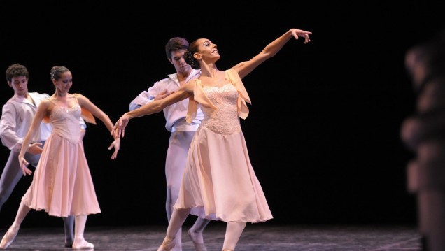 imagen Ballet de la UNCuyo enseña a escuelas el arte de la danza