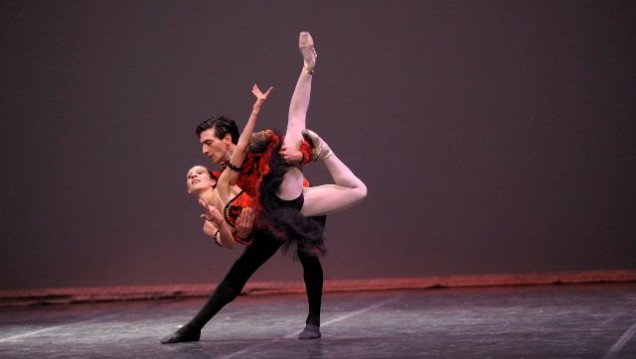 imagen Una noche dedicada a la danza clásica en el teatro Universidad 