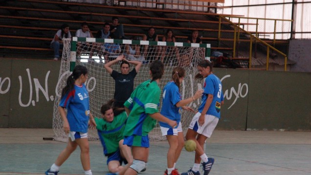 imagen Copa Andina del torneo de Balonmano se juega en la UNCuyo