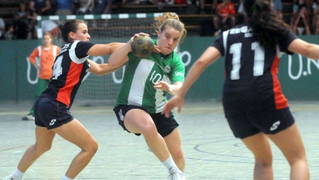 imagen Entrenador catalán dará una clínica de balonmano 