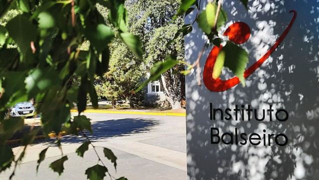 imagen El Balseiro reúne en Bariloche a graduados de las primeras 20 promociones