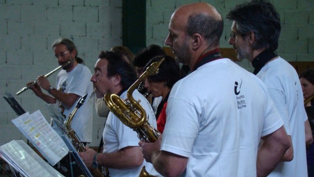 imagen Cumple 20 años la banda de músicos del Balseiro