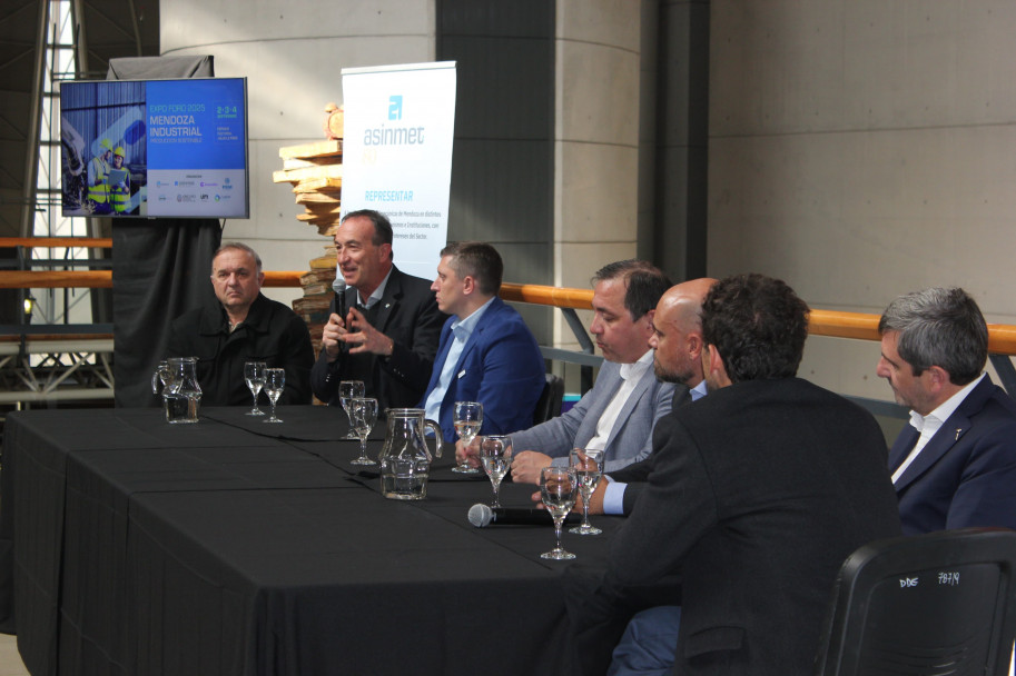 imagen La UNCUYO presente en el lanzamiento del Foro Industrial de Mendoza