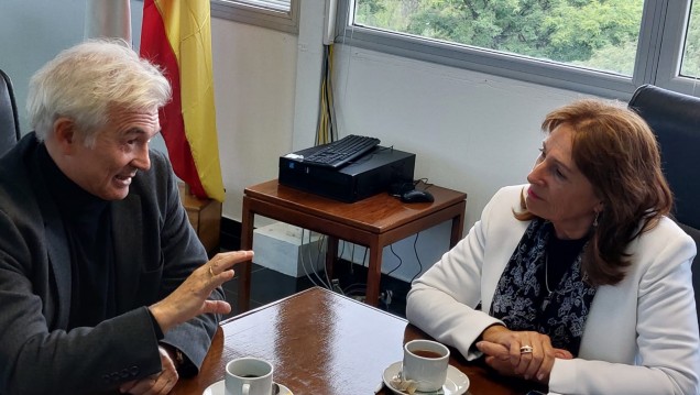 imagen La Rectora Esther Sanchez recibió al cónsul de España en Mendoza 