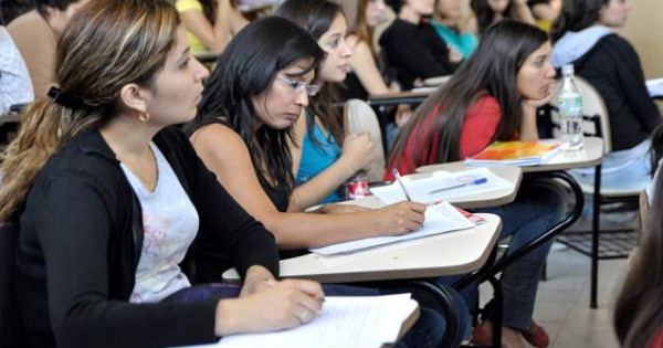 La Universidad da la bienvenida a sus 1826 nuevos becados - Prensa UNCUYO