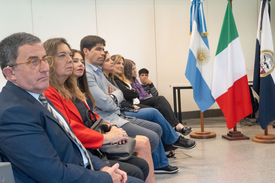 imagen El enólogo italiano Roberto Cipresso es Doctor Honoris Causa de la UNCUYO