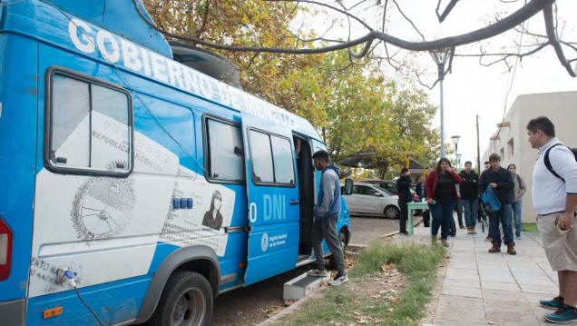 imagen Registro móvil tramitó DNI y pasaporte en el Comedor
