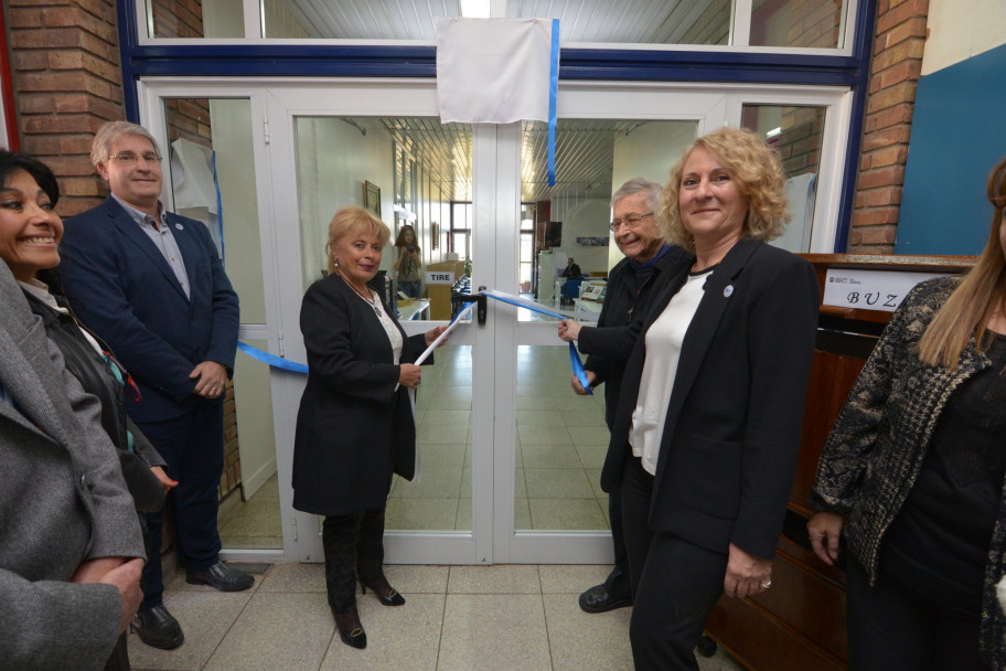 imagen Odontología renovó espacio de lectura y estudio de sus alumnos