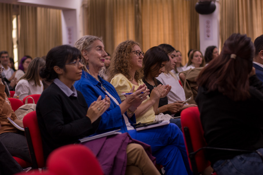 imagen Conversatorio sobre IA y salud mental: cómo impactan los algoritmos en la subjetividad