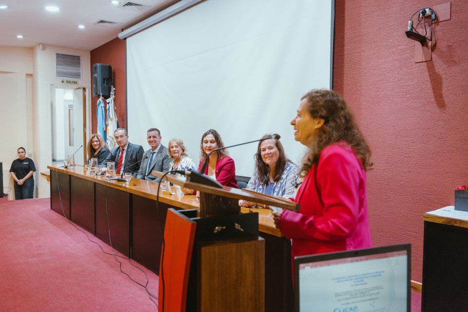 imagen Honoris Causa: la UNCUYO distinguió a dos reconocidos científicos