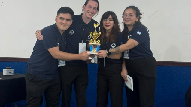 imagen Estudiantes de la UNCUYO son los campeones nacionales del PetroBowl 2026