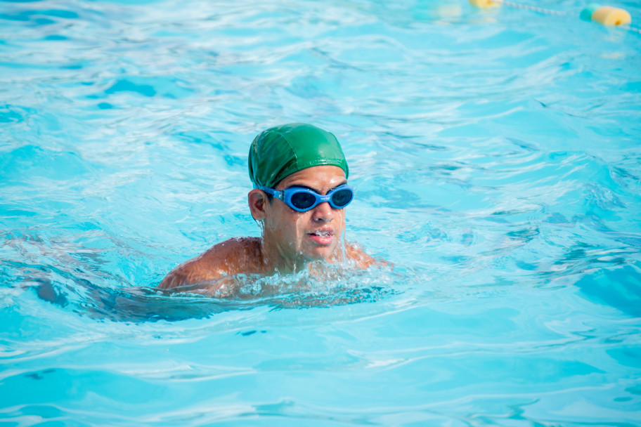 imagen El Natatlón de la UNCUYO reunió casi mil litros de leche 