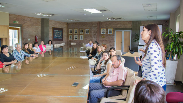 imagen UNCuyo capacitó en el fortalecimiento de uniones vecinales de Las Heras