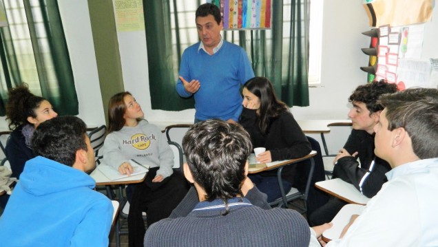 imagen Capacitan a jóvenes para que generen una idea de negocio o empresa