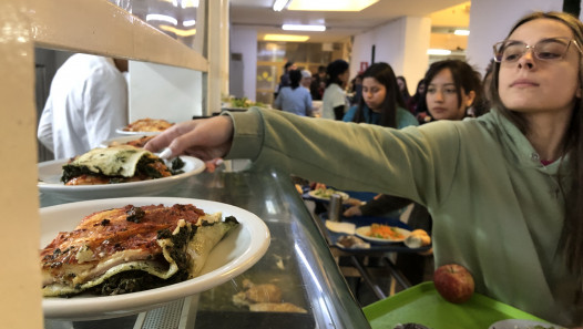 imagen El Comedor Universitario cumplió 85 años y celebró con música, juegos y lasagna