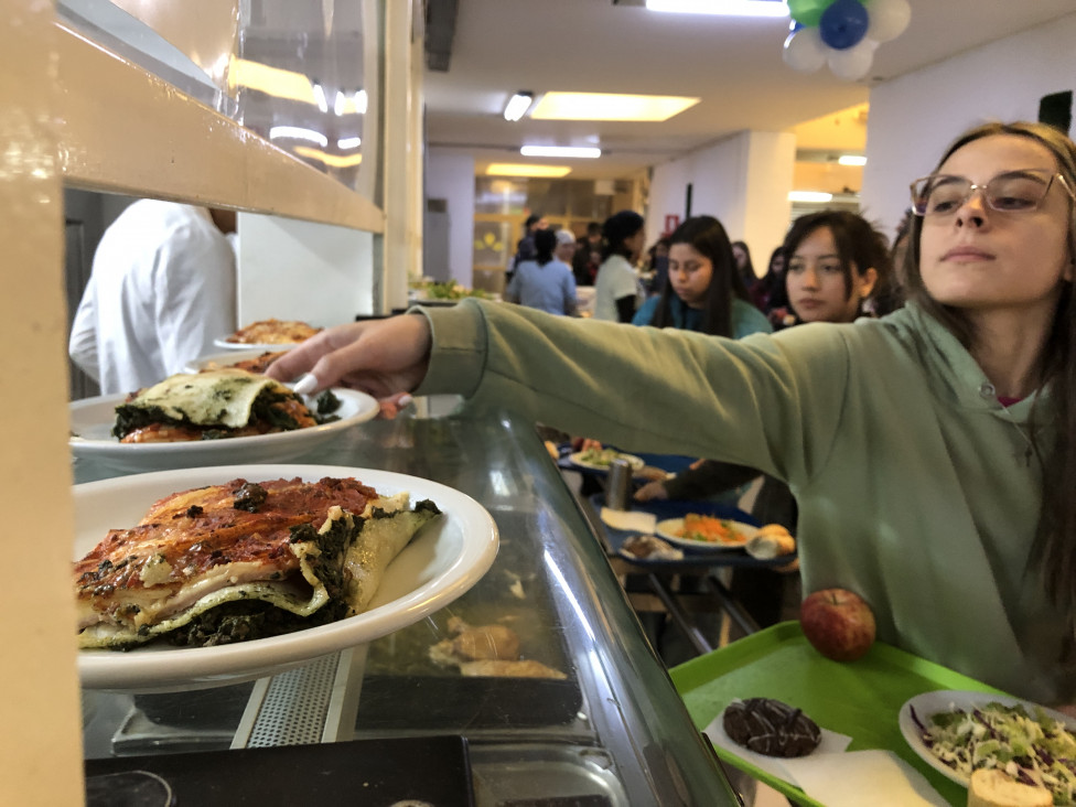 imagen El Comedor Universitario cumplió 85 años y celebró con música, juegos y lasagna