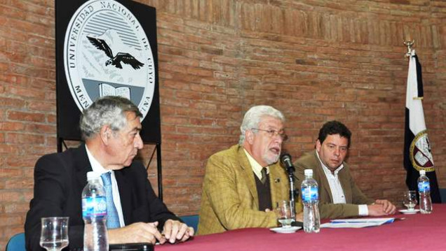 imagen La UNCuyo "se globaliza" con un nuevo Centro de Estudios