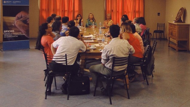 imagen Capacitaron a profesores del Centro de Oficios