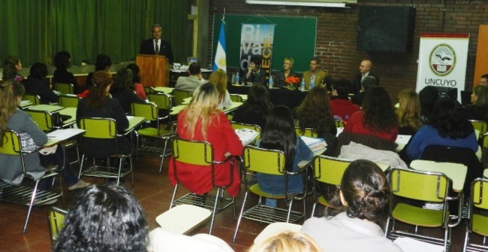 imagen Se podrá cursar en Rivadavia licenciatura en literatura infantil y juvenil