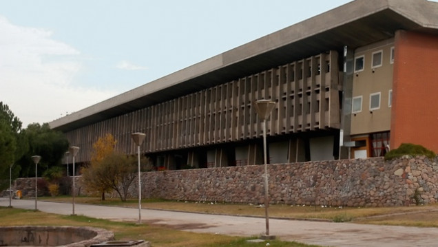 imagen Las diferentes Facultades de la Universidad Nacional de Cuyo inician sus cursos de ingreso para las carreras del ciclo lectivo 2013.