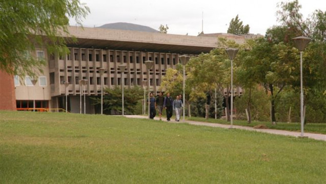 imagen Debaten en la UNCuyo los desafíos de la nueva ley de Salud Mental