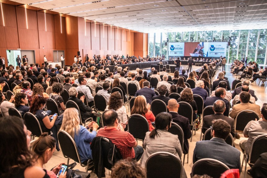 imagen Rector Pizzi preside la Comisión de Vinculación del CIN