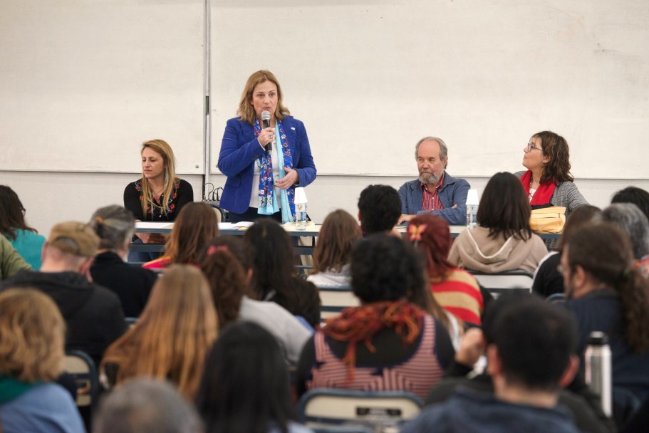 imagen Carlos Rodrigues Brandão invitó a pensar la educación a través de la desnaturalización