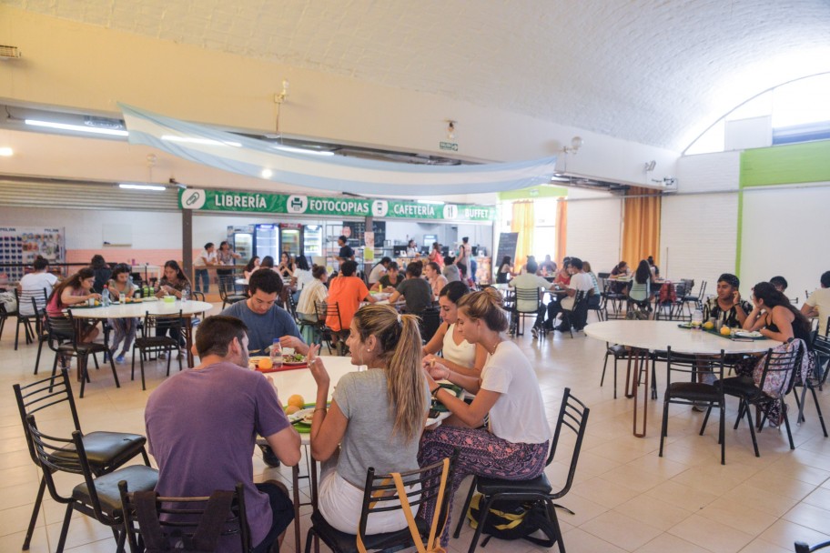 imagen El Comedor Universitario celebra sus 80 años