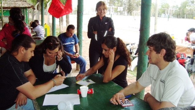 imagen Maratón científica de estudiantes y docentes del Instituto de Ciencias Básicas 