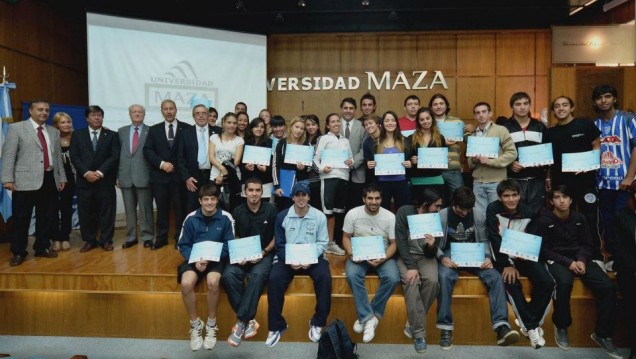 imagen Firmaron convenio para la décima edición de las Competencias Interuniversitarias