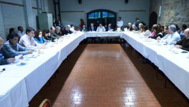imagen Un documento oficial compromete al futuro gobernador a aplicar la Ley de Ordenamiento Territorial