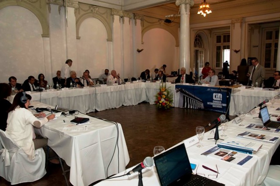 imagen Somoza es el nuevo presidente del Consejo Interuniversitario Nacional